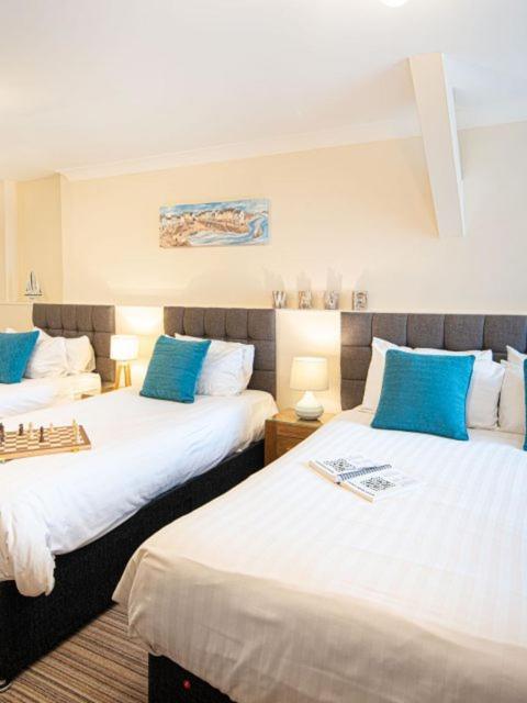 Gwbert Hotel Cardigan Esterno foto